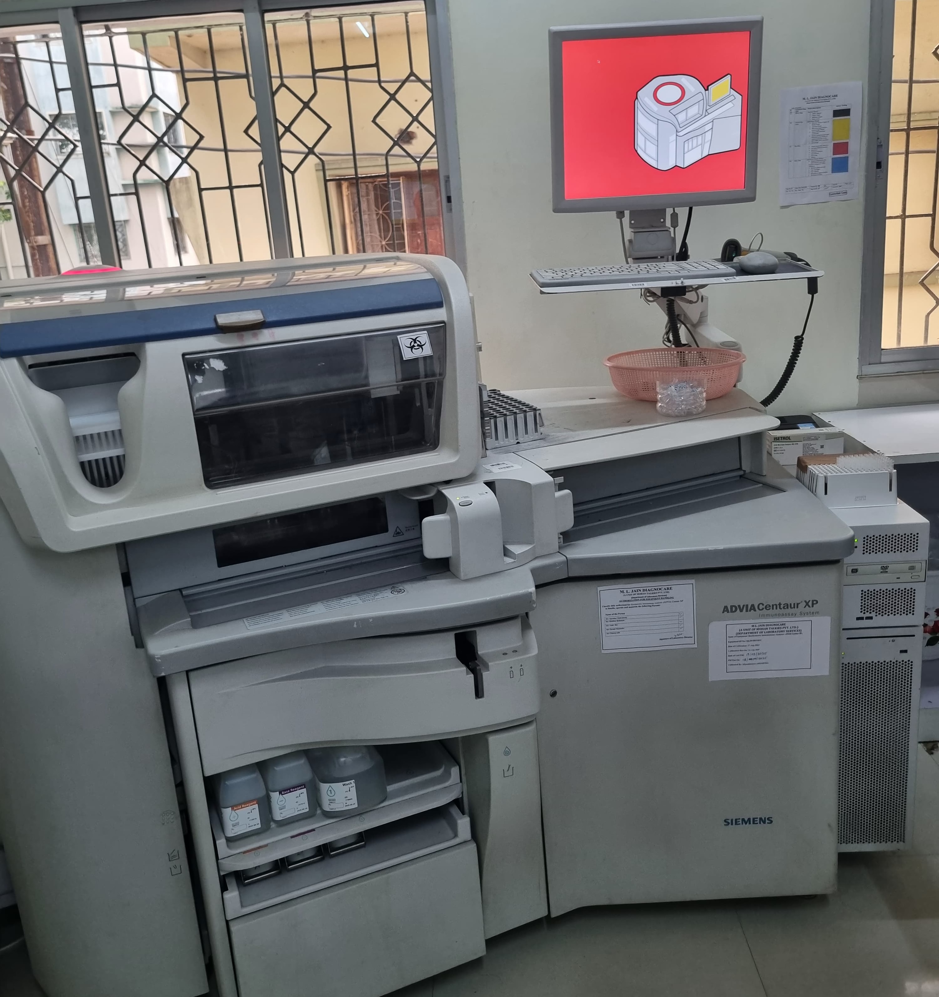 Fully Automated Immunoassay system