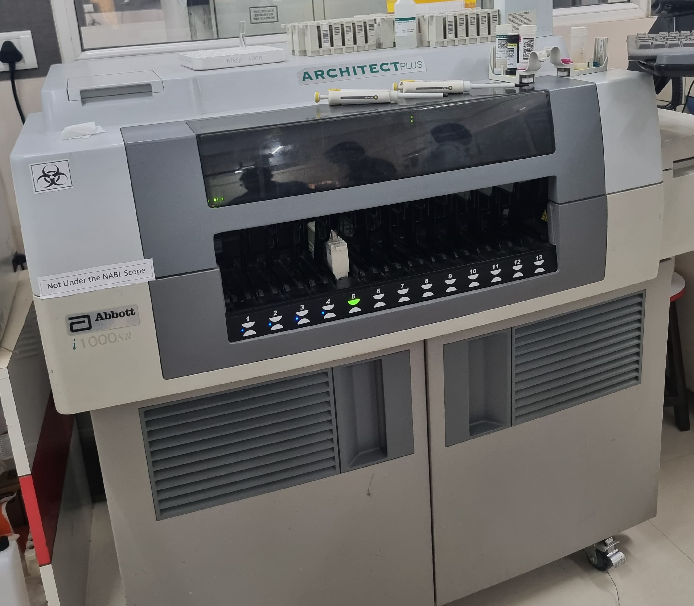 Fully Automated Immunoassay system